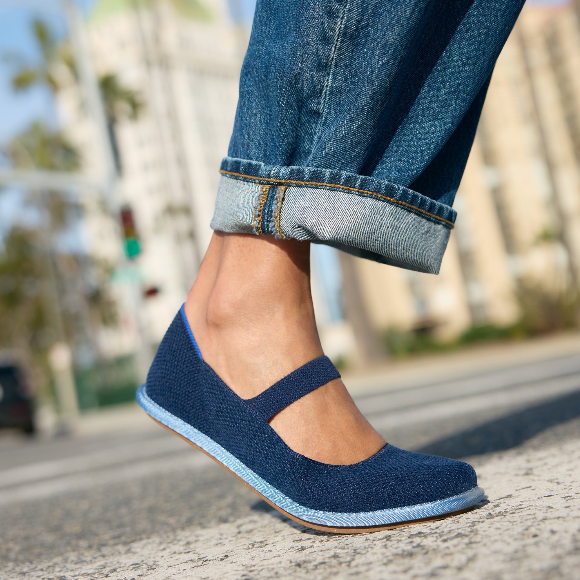 The ReVelvet Cruiser Mary Jane - Navy