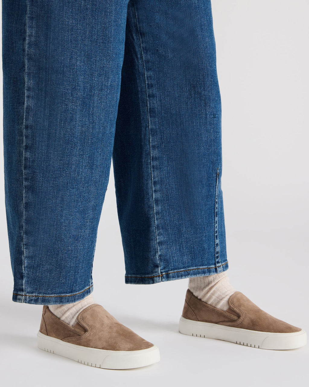MURPHY TAUPE SUEDE