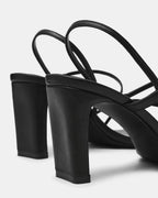 VINETIA BLACK LEATHER